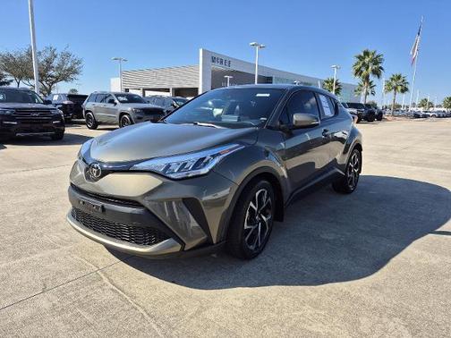 2021 Toyota C-HR XLE