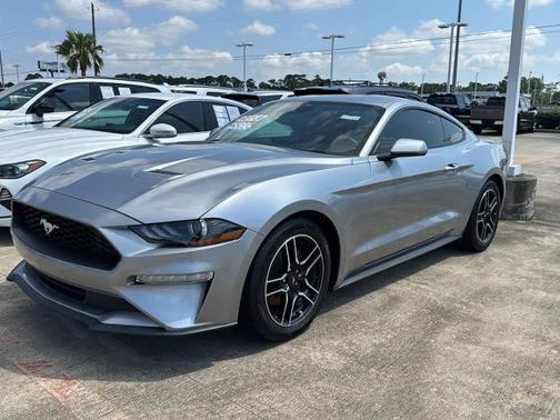 2022 Ford Mustang ECOBOOST