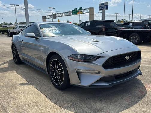 2022 Ford Mustang ECOBOOST