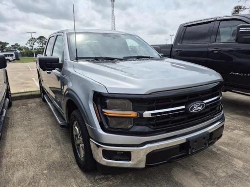 ICONIC SILVER METALLIC 2024 Ford F-150 XLT