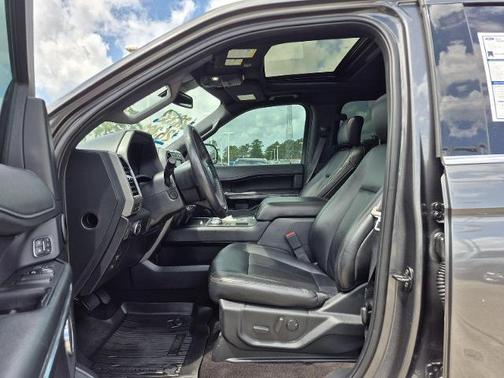 MAGNETIC METALLIC 2020 Ford Expedition XLT
