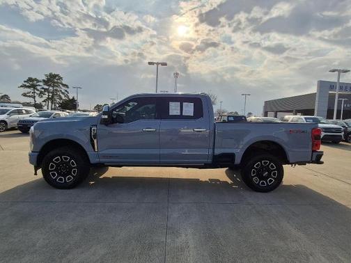 2024 Ford F-250 PLATINUM