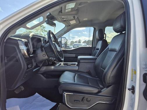 2023 Ford F-350 LARIAT SUPER DUTY