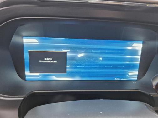 2023 Ford F-350 LARIAT SUPER DUTY