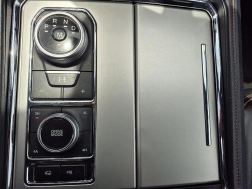 STAR WHITE MET TRI-COAT 2023 Ford Expedition TIMBERLINE