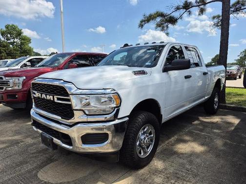 Bright White Clearcoat 2022 RAM 2500 TRADESMAN