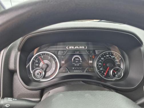 Bright White Clearcoat 2022 RAM 2500 TRADESMAN