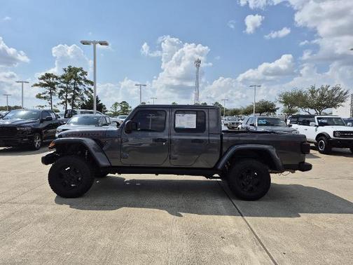 2023 Jeep Gladiator MOJAVE