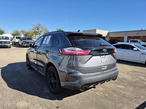 2021 Ford Edge ST-LINE