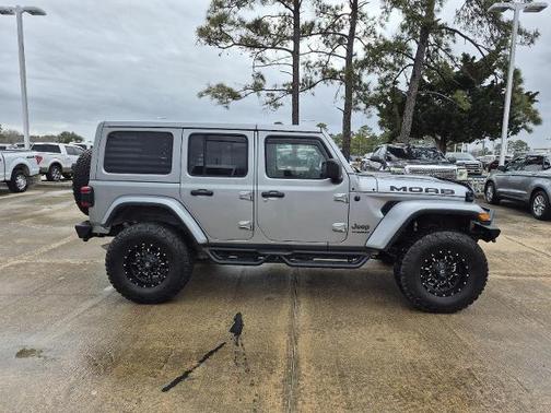 2019 Jeep Wrangler Unlimited SAHARA