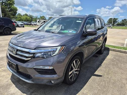 2017 Honda Pilot ELITE