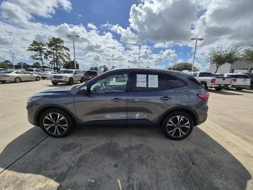 2021 Ford Escape SE