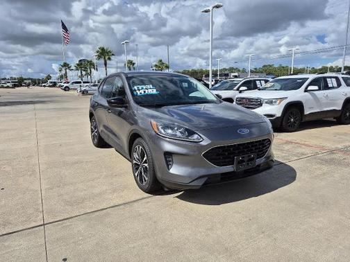2021 Ford Escape SE