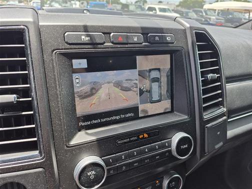 ICONIC SILVER METALLIC 2021 Ford Expedition LIMITED