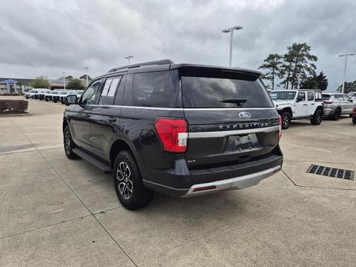 2024 Ford Expedition XLT