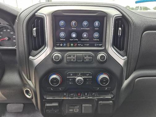 Summit White 2022 Chevrolet Silverado 1500 Limited LT