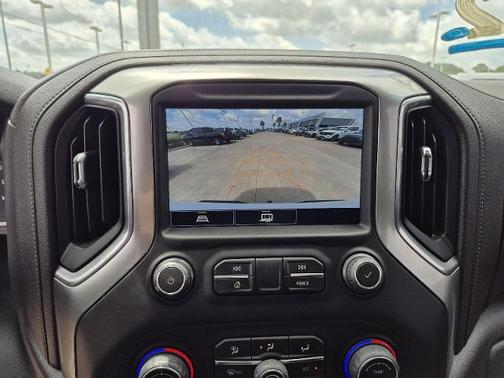 Summit White 2022 Chevrolet Silverado 1500 Limited LT