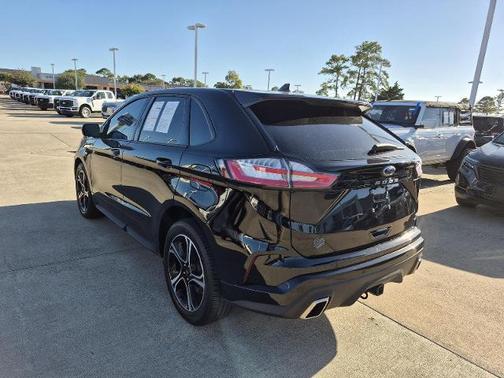 2023 Ford Edge ST