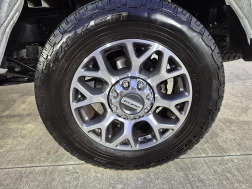 2022 Ford F-250 LARIAT