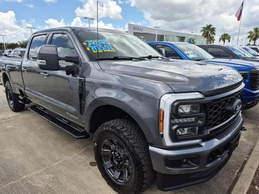 2023 Ford F-350 LARIAT SUPER DUTY