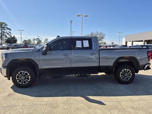 2024 GMC Sierra 1500 SLE