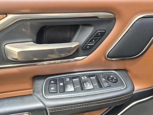 Diamond Black 2020 RAM 1500 LONGHORN