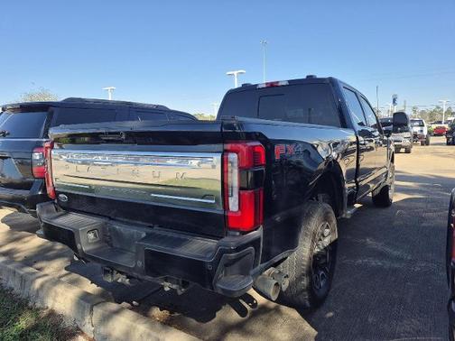 2024 Ford F-250 PLATINUM