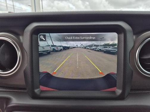 Firecracker Red Clearcoat 2020 Jeep Gladiator RUBICON