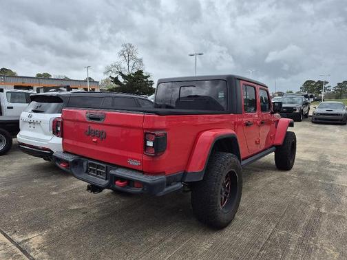 Firecracker Red Clearcoat 2020 Jeep Gladiator RUBICON