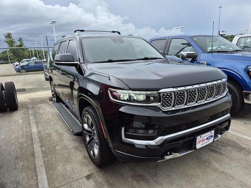 2022 Jeep Grand Wagoneer SERIES III