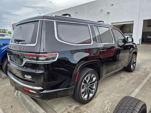 2022 Jeep Grand Wagoneer SERIES III