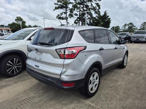 INGOT SILVER METALLIC 2018 Ford Escape S