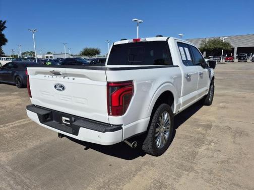 2024 Ford F-150 PLATINUM