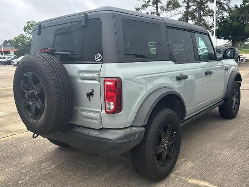 2022 Ford Bronco BLACK DIAMOND