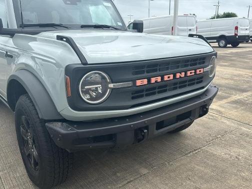 2022 Ford Bronco BLACK DIAMOND