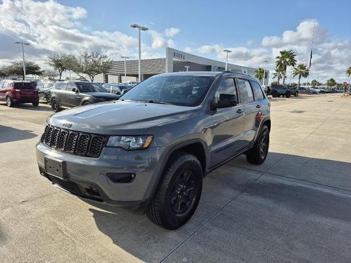 2019 Jeep Grand Cherokee LAREDO