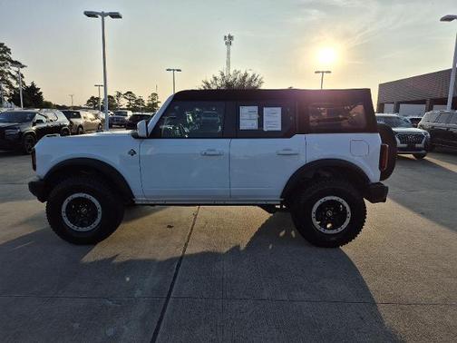 2023 Ford Bronco OUTER BANKS ADVANCED