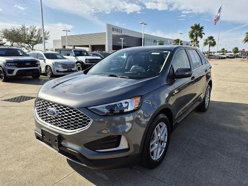 2024 Ford Edge 