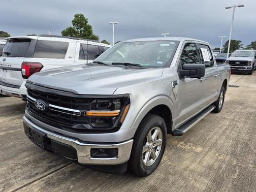 ICONIC SILVER METALLIC 2024 Ford F-150 XLT
