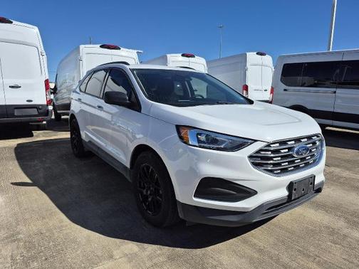 2021 Ford Edge SE