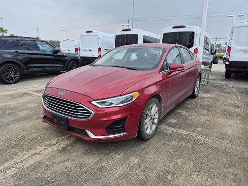 2020 Ford Fusion SEL