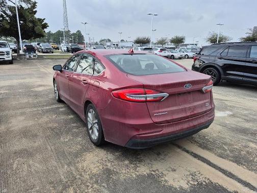 2020 Ford Fusion SEL