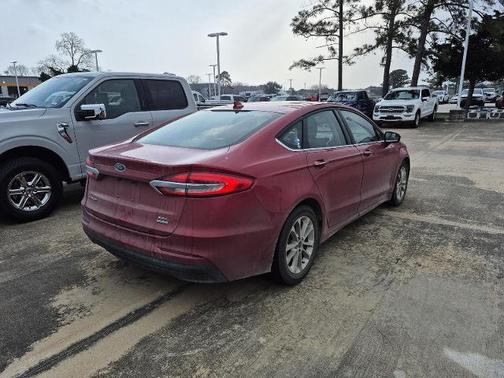 2020 Ford Fusion SEL