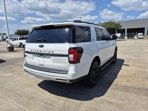 2022 Ford Expedition TIMBERLINE