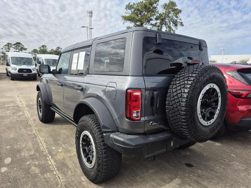 2024 Ford Bronco BLACK DIAMOND