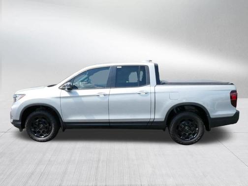 2025 Honda Ridgeline TrailSport+