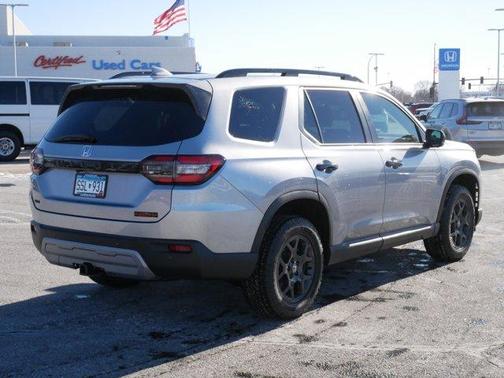2025 Honda Pilot TrailSport