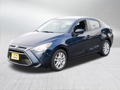 2017 Toyota Yaris iA Base