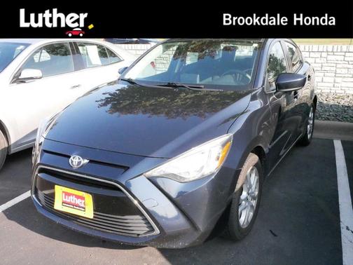 2017 Toyota Yaris iA Base