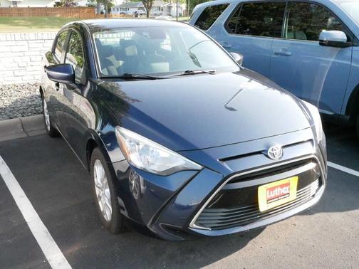 2017 Toyota Yaris iA Base
